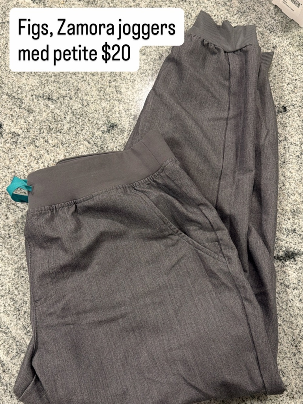 Figs Zamora Joggers in Dark Gray